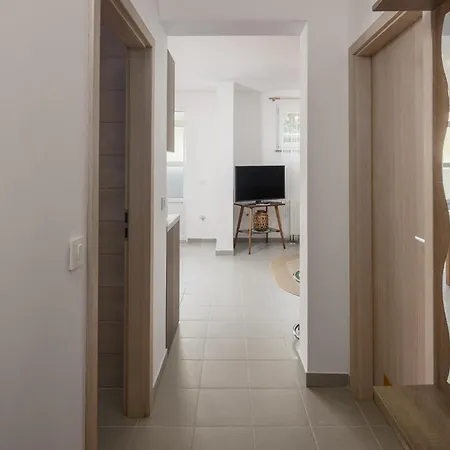 Vakantiehuis In With House Sea View