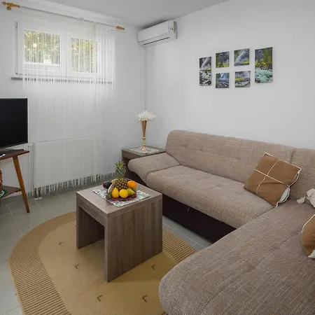 Σπίτι διακοπών In With House Sea View Crveni Vrh